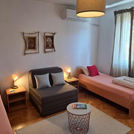 Faris Apartment Donji Milanovac Ngoại thất bức ảnh