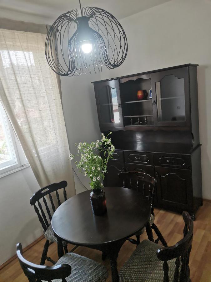 Faris Apartment Donji Milanovac Ngoại thất bức ảnh