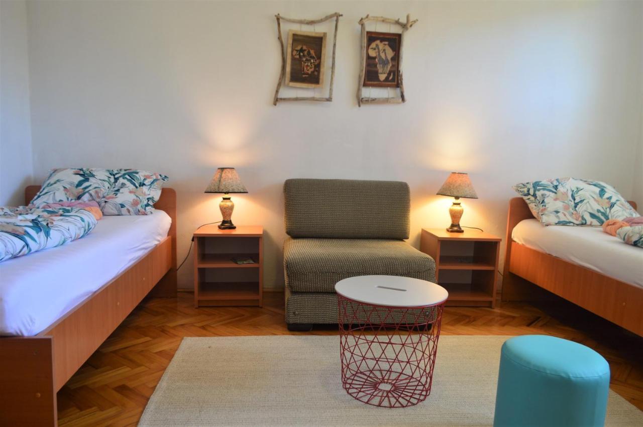 Faris Apartment Donji Milanovac Ngoại thất bức ảnh