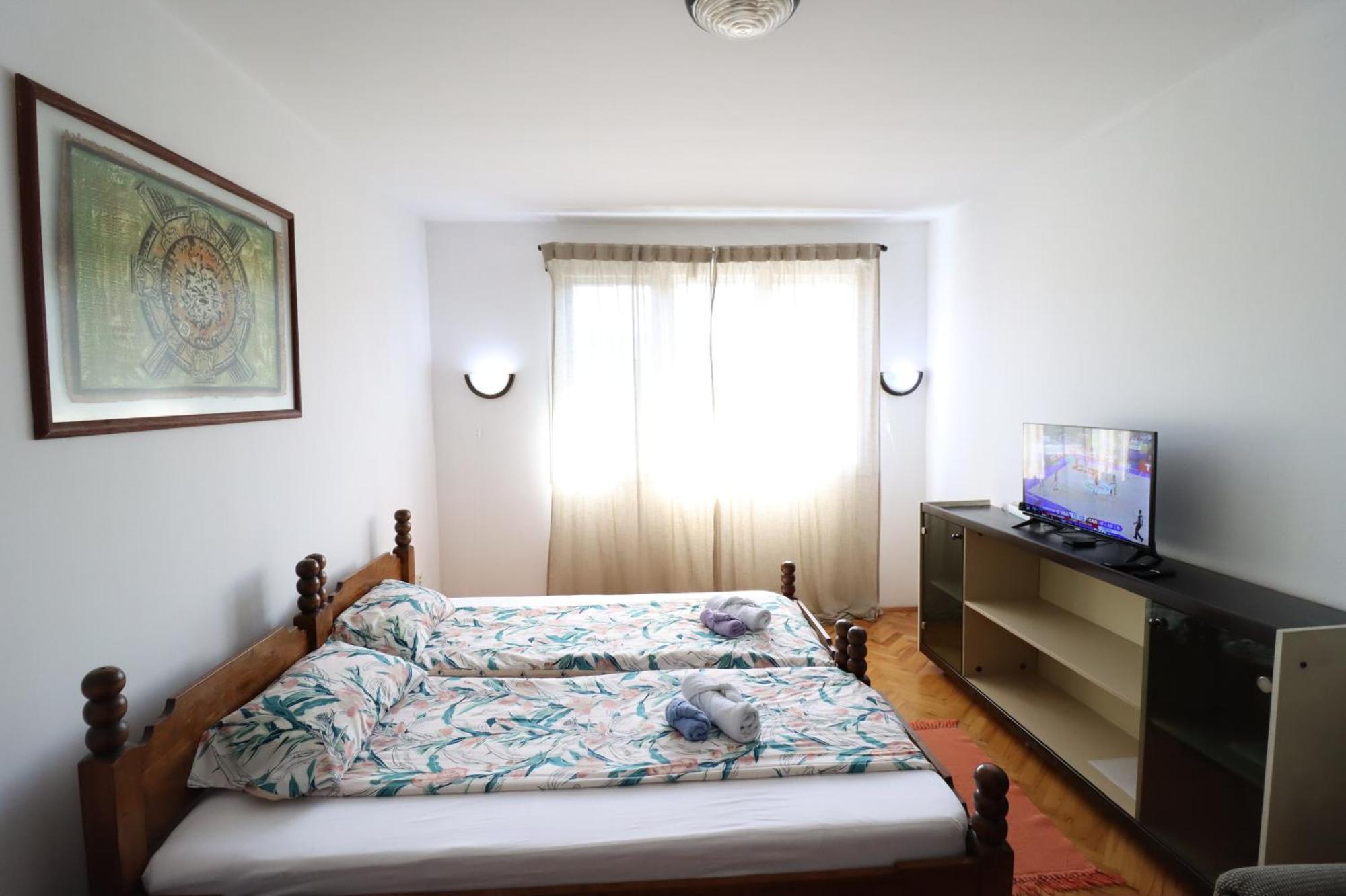 Faris Apartment Donji Milanovac Ngoại thất bức ảnh