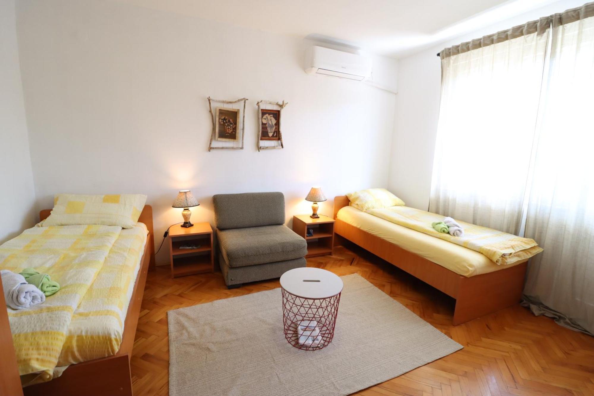 Faris Apartment Donji Milanovac Ngoại thất bức ảnh